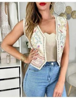 Gilet Sans Manches Brodé Et Fleuri -Vive Le Style Boutique gilet sans manches brode et fleuri 1