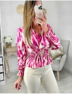 Ma Blouse Satinée Taille Smockée "fuchsia Print" -Vive Le Style Boutique ma blouse satinee taille smockee fuchsia print 2