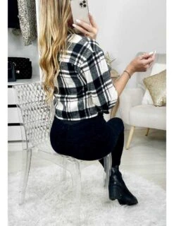 Ma Veste / Surchemise Courte à Carreaux Black & White -Vive Le Style Boutique ma veste surchemise courte a carreaux black white 2