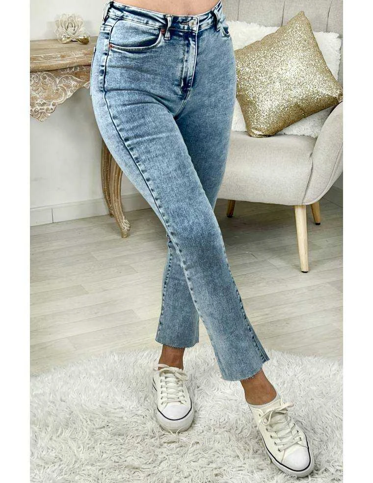 Mon Jeans Bleu Ciel "cropped" 3 Mon Jeans Bleu Ciel "cropped"