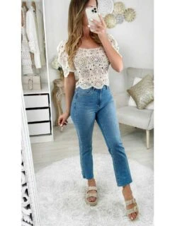 Mon Jeans Flare Taille Haute Bleu Médium -Vive Le Style Boutique mon jeans flare taille haute bleu medium 2