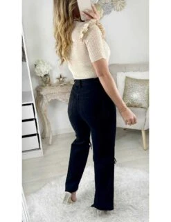 Mon Joli Body Beige Côtelé Col V Et Jolis Volants 7 Mon Joli Body Beige Côtelé Col V Et Jolis Volants -Vive Le Style Boutique mon joli body beige cotele col v et jolis volants 2