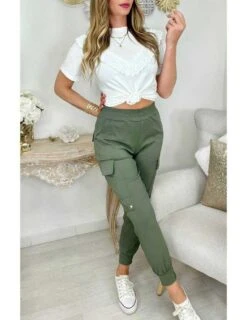 Mon Top Blanc " Buste Volant & Brodé" 10 Mon Top Blanc " Buste Volant & Brodé" -Vive Le Style Boutique mon top blanc buste volant brode 3