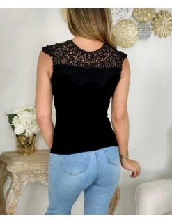 Top Noir En Coton Col Avec Broderie -Vive Le Style Boutique top noir en coton col avec broderie 4